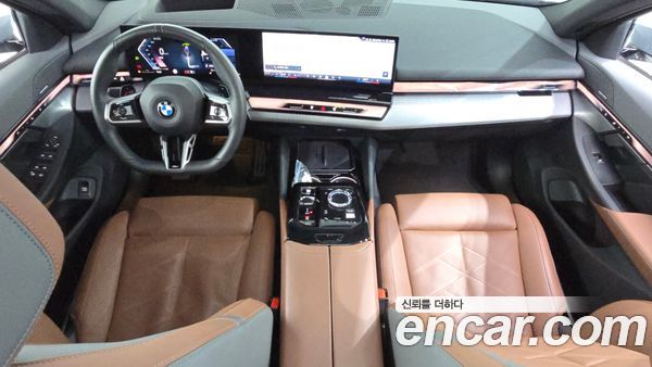 BMW 5 Series 2024, фото 10