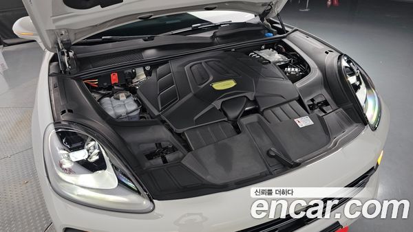Porsche Cayenne 2023, фото 5