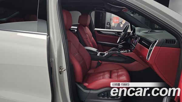 Porsche Cayenne 2023, фото 16