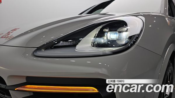 Porsche Cayenne 2023, фото 7
