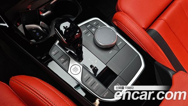 BMW 1 Series 2024, фото 11