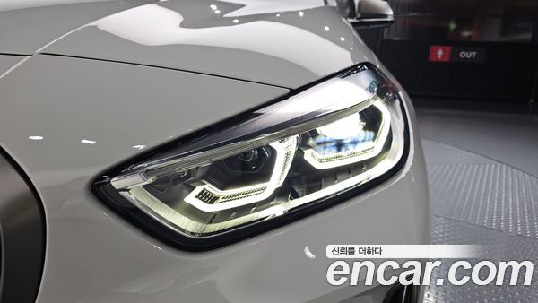 BMW 1 Series 2024, фото 7
