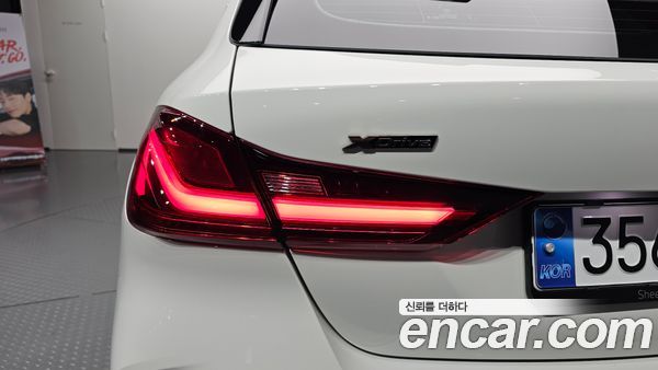 BMW 1 Series 2024, фото 8