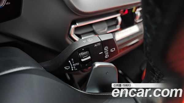 BMW 1 Series 2024, фото 29