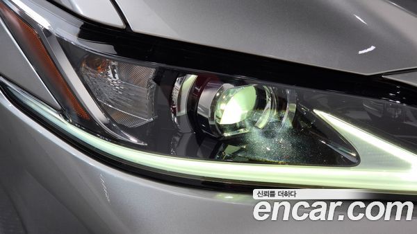 Lexus ES 2023, фото 8