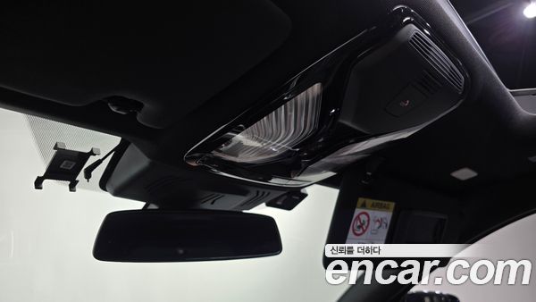 BMW 3 Series 2023, фото 25