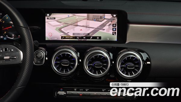 Mercedes-Benz CLA 2023, фото 14