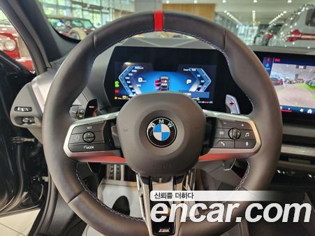 BMW 1 Series 2025, фото 7