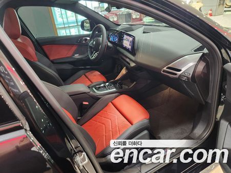 BMW 1 Series 2025, фото 13