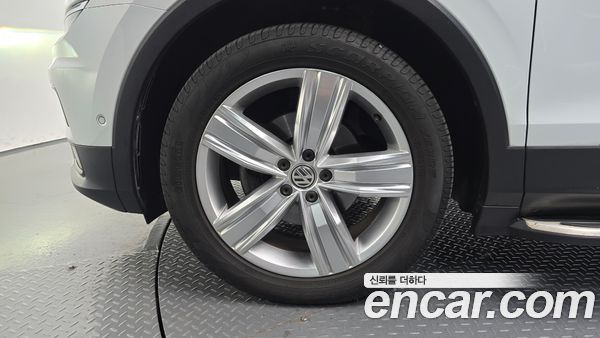 Volkswagen Tiguan 2020, фото 4