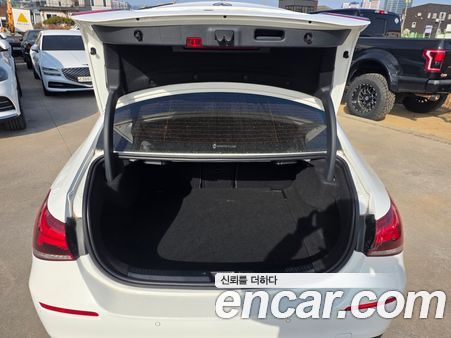 Mercedes-Benz A-Class 2021, фото 5