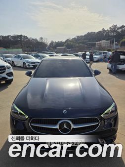 Mercedes-Benz C-Class 2022