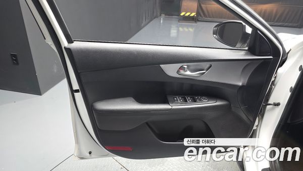 Kia K3 2022, фото 14