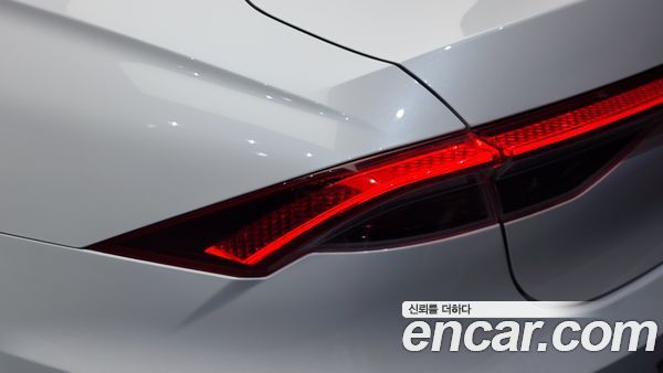 Hyundai Grandeur 2021, фото 9