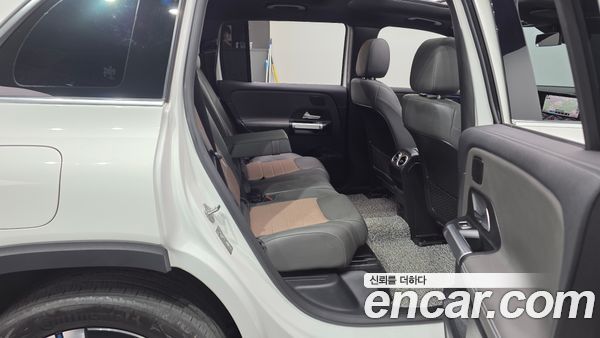 Mercedes-Benz EQB 2022, фото 17