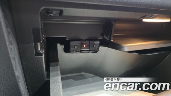 Mercedes-Benz EQB 2022, фото 33
