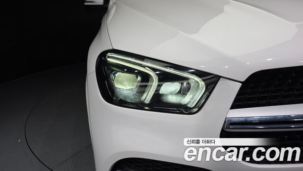 Mercedes-Benz GLE 2021, фото 8