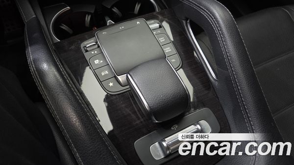 Mercedes-Benz GLE 2021, фото 29