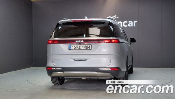Kia Carnival 2023, фото 4