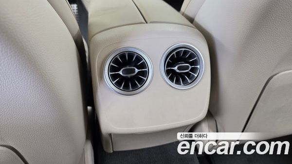Mercedes-Benz CLS 2020, фото 23