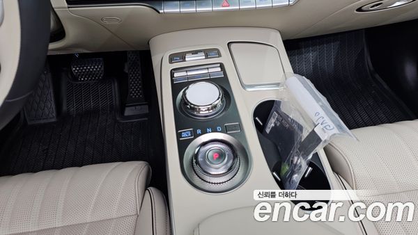 Genesis GV70 2024, фото 12