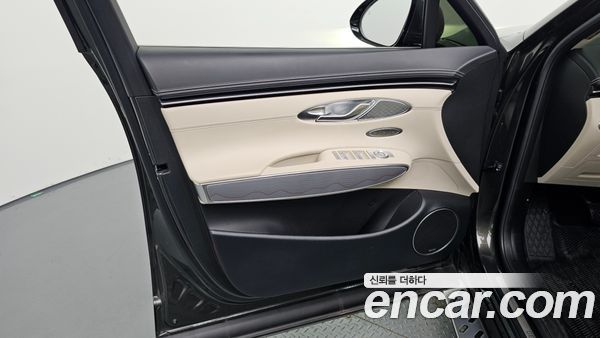 Genesis GV70 2024, фото 14