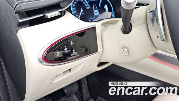Genesis GV70 2024, фото 27