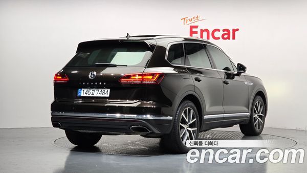 Volkswagen Touareg 2020, фото 2