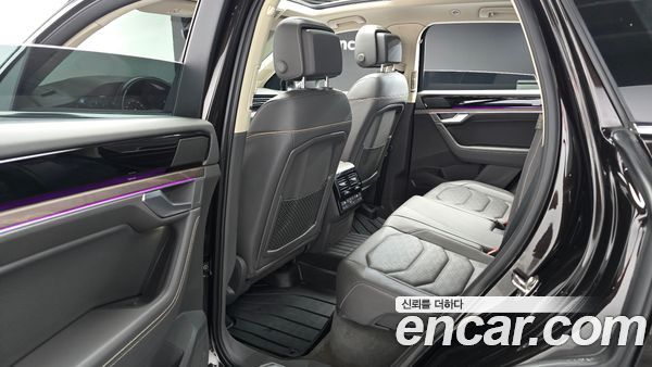 Volkswagen Touareg 2020, фото 11