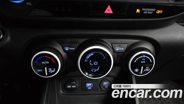 Hyundai Venue 2020, фото 23
