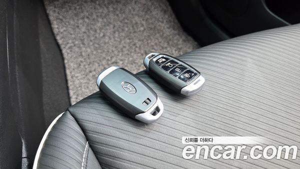Hyundai Venue 2020, фото 30