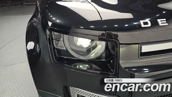 Land Rover Defender 2020, фото 7