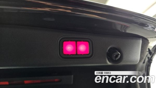 Mercedes-Benz E-Class 2021, фото 31