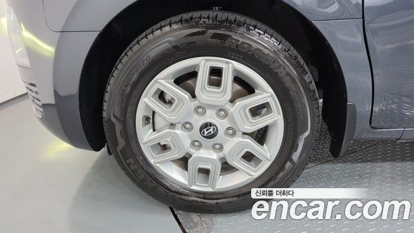 Hyundai Staria 2025, фото 4
