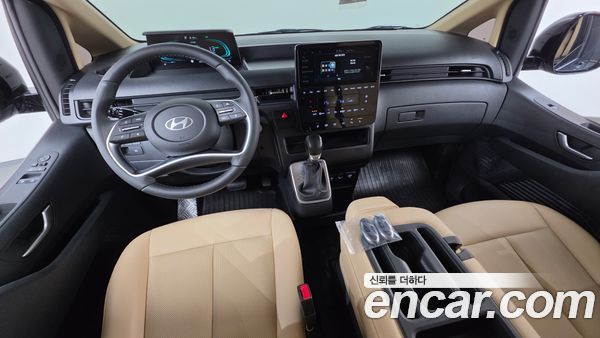 Hyundai Staria 2025, фото 9
