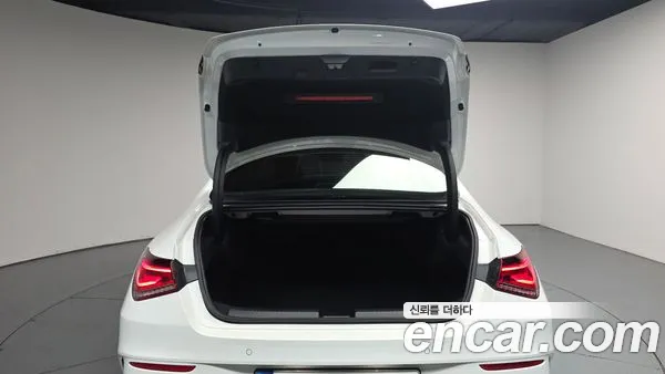 Mercedes-Benz CLA 2022, фото 26