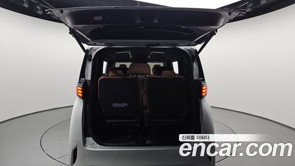 Toyota Alphard 2024, фото 31