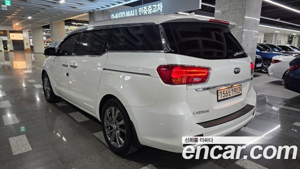 Kia Carnival 2020, фото 6
