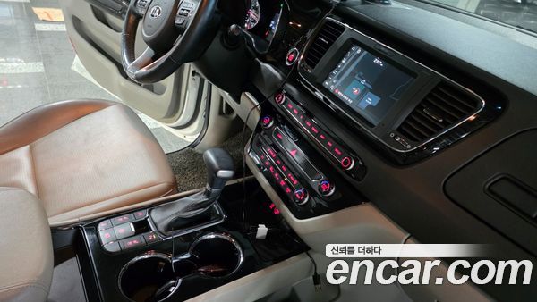Kia Carnival 2020, фото 12