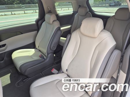 Kia Carnival 2021, фото 10