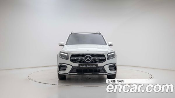 Mercedes-Benz GLB 2025, фото 6