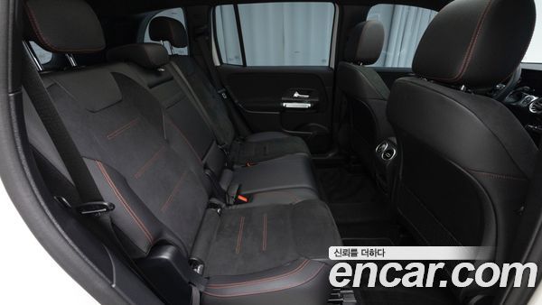Mercedes-Benz GLB 2025, фото 14