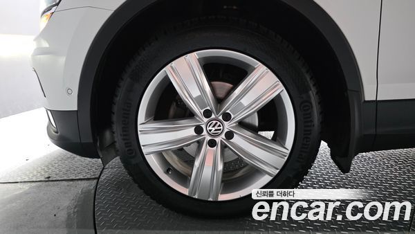 Volkswagen Tiguan 2020, фото 5