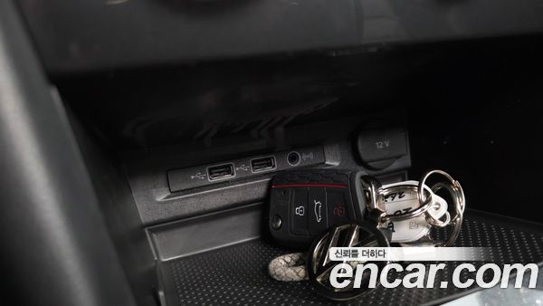 Volkswagen Tiguan 2020, фото 16