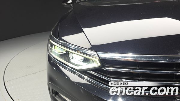 Volkswagen Passat 2021, фото 8