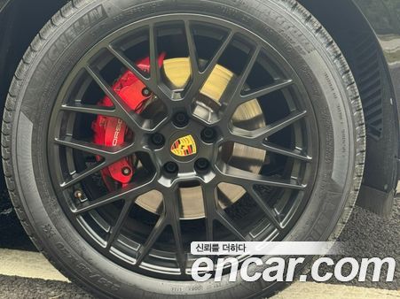 Porsche Macan 2021, фото 5