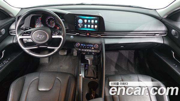 Hyundai Elantra 2022, фото 10