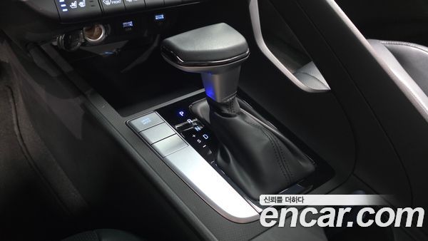 Hyundai Elantra 2022, фото 12