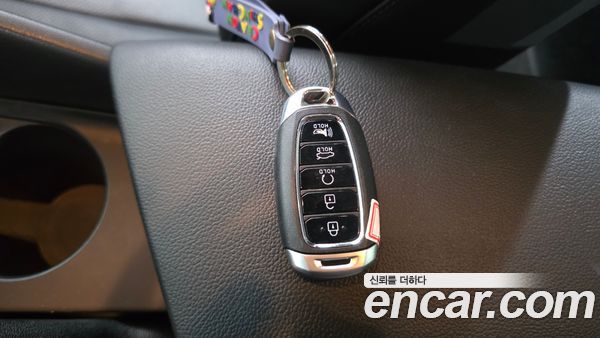 Hyundai Elantra 2022, фото 30