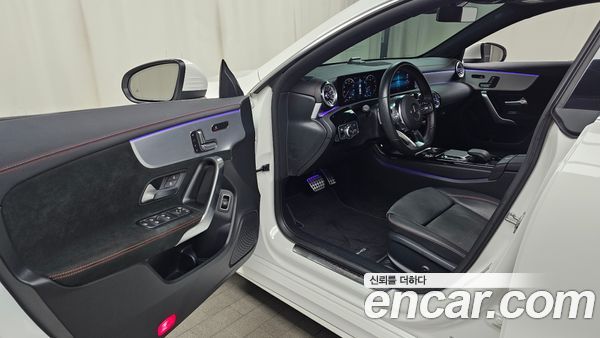 Mercedes-Benz CLA 2021, фото 12